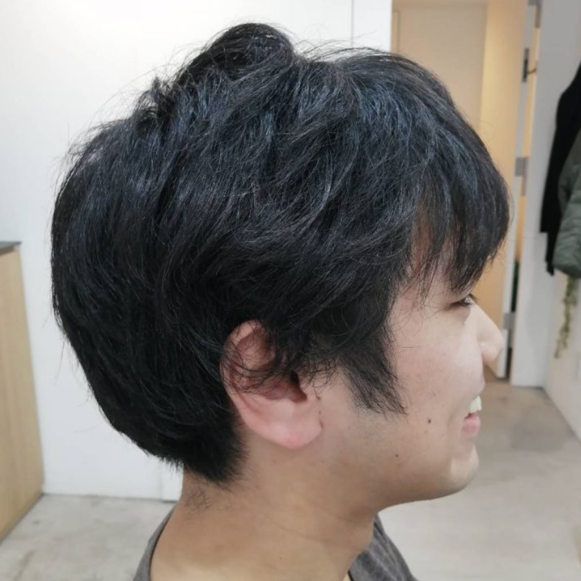 メンズ ボリュームを抑える髪型を美容師が徹底解説 カミセツ Kamisetsu Com